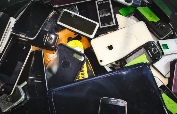 Smartphone Scrap